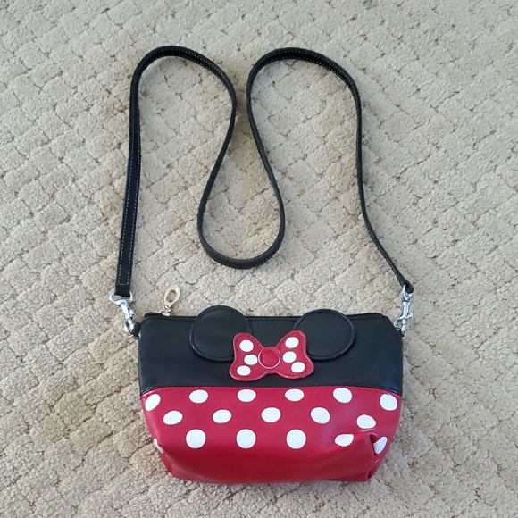 Minnie Mouse Red and Black Crossbody Bag - Picture 1 of 8